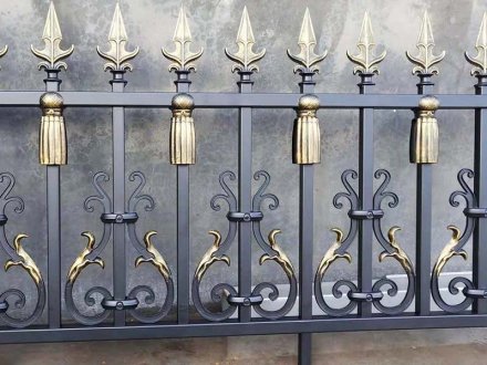 鋁藝護欄的簡介及特點