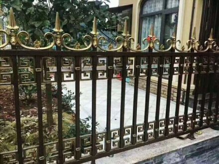 鋁藝護(hù)欄褪色、掉漆怎么辦？