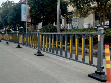 市政護欄，對于交通安全的重要性很關鍵